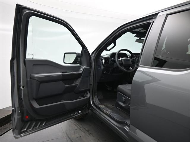 new 2025 Ford F-150 car, priced at $40,953