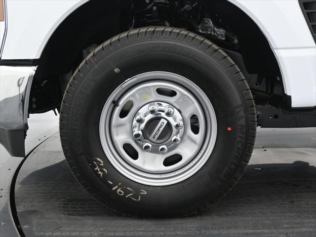new 2024 Ford F-250 car, priced at $43,579