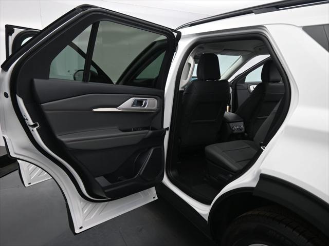 new 2025 Ford Explorer car, priced at $44,645