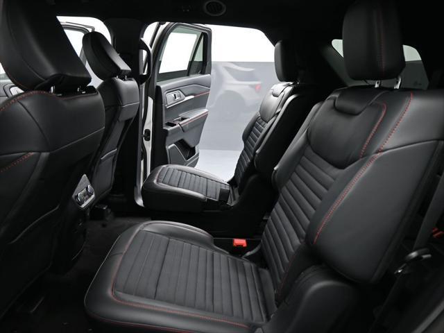 new 2025 Ford Explorer car, priced at $49,625