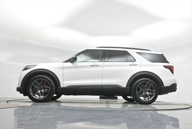 new 2025 Ford Explorer car, priced at $49,625