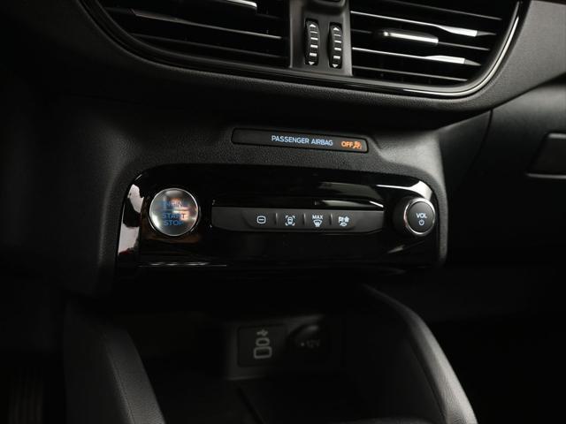 new 2025 Ford Escape car, priced at $33,195