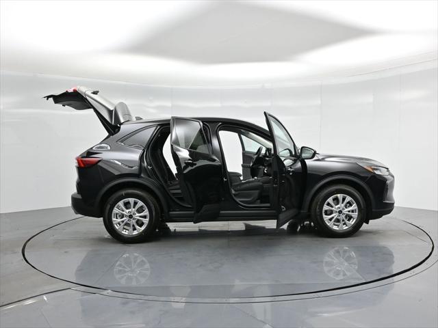 new 2025 Ford Escape car, priced at $29,694
