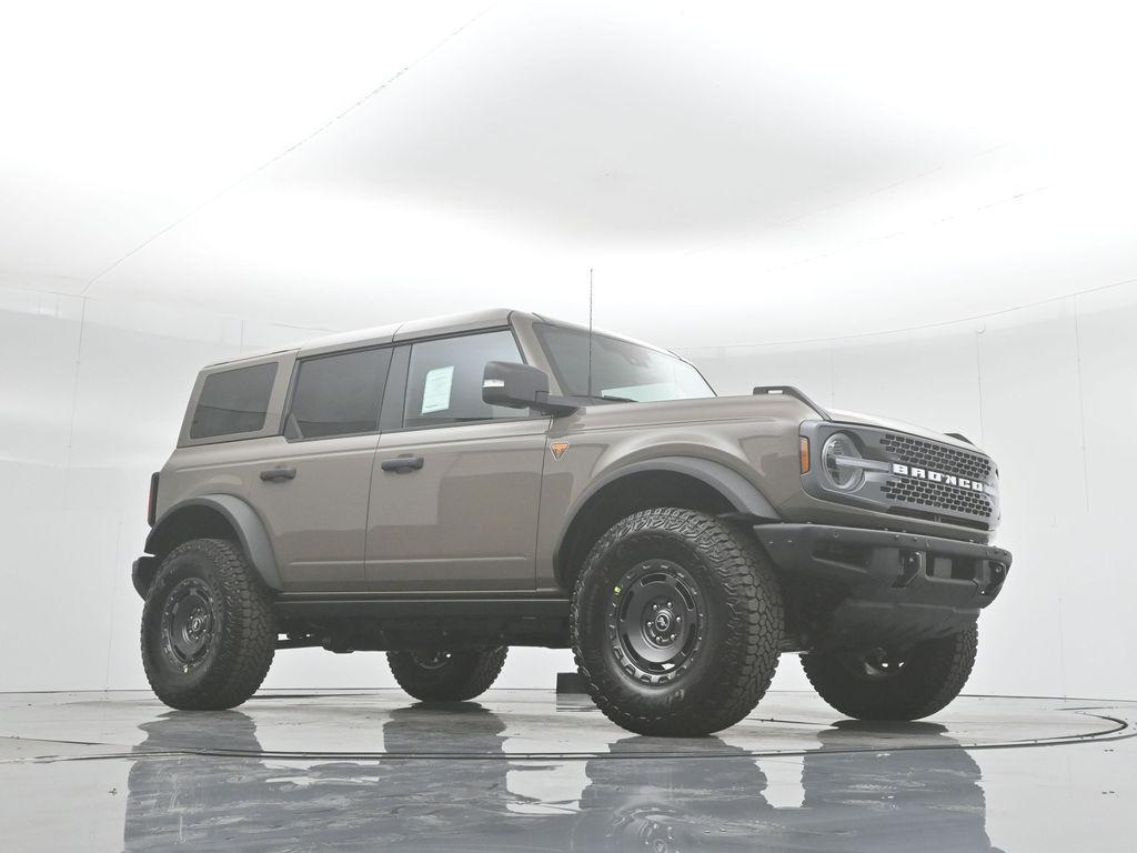 new 2025 Ford Bronco car, priced at $64,555