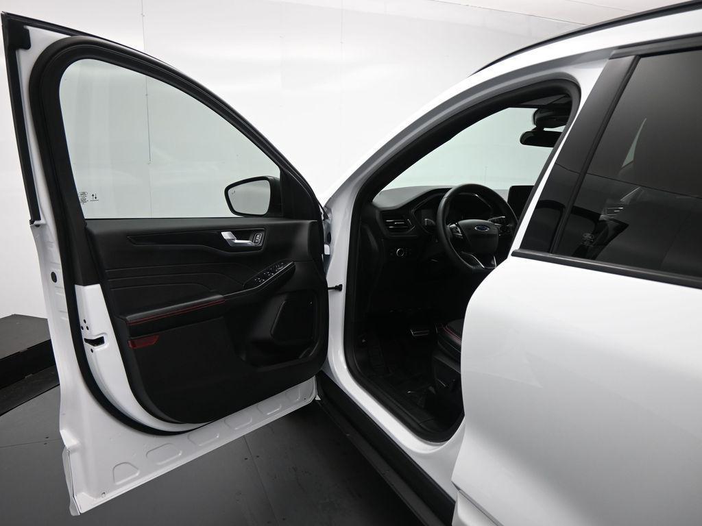 used 2023 Ford Escape car, priced at $27,000