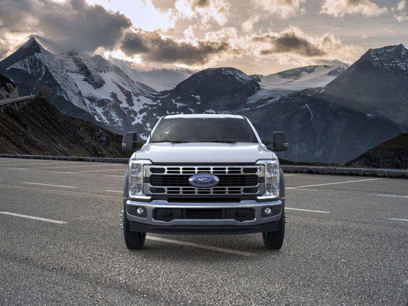 new 2025 Ford F-450 car, priced at $68,755
