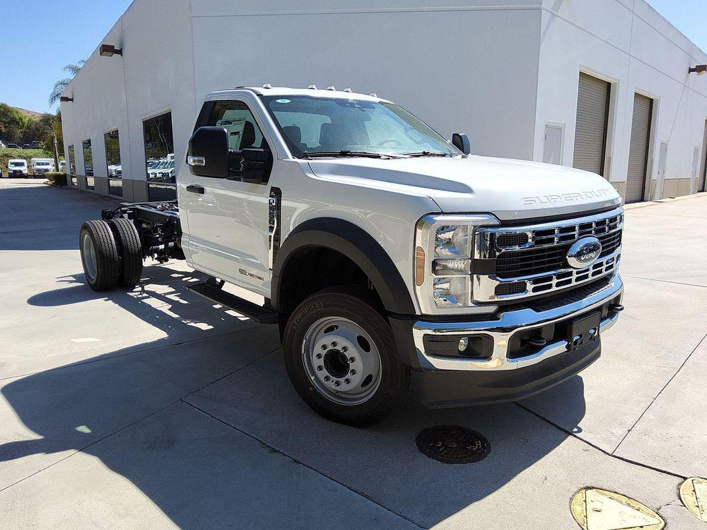 new 2025 Ford F-450 car, priced at $68,755