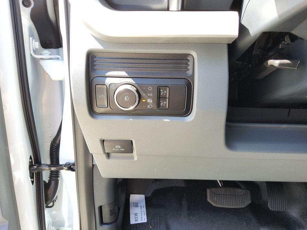 new 2025 Ford F-450 car, priced at $68,755