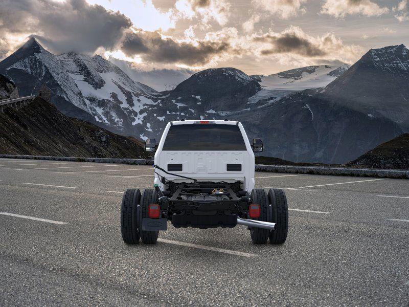 new 2025 Ford F-450 car, priced at $68,755