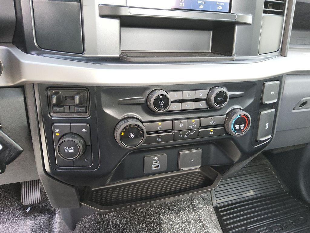new 2024 Ford F-450 car, priced at $65,825