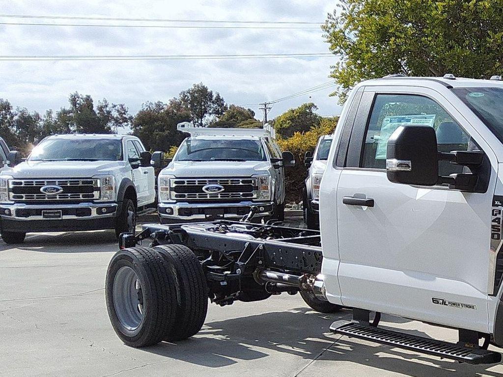 new 2024 Ford F-450 car, priced at $65,825