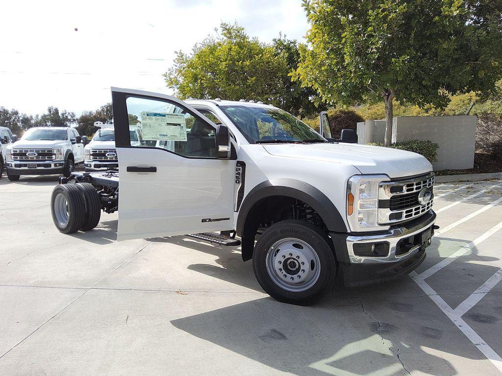 new 2024 Ford F-450 car, priced at $65,825
