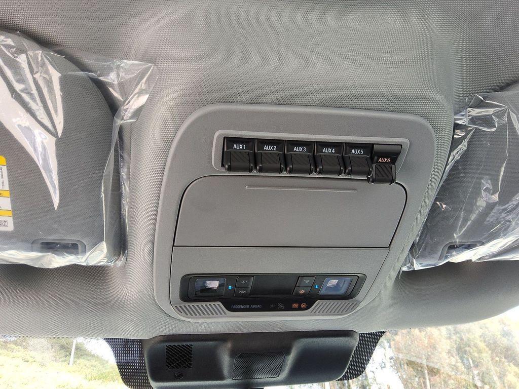 new 2024 Ford F-450 car, priced at $65,825