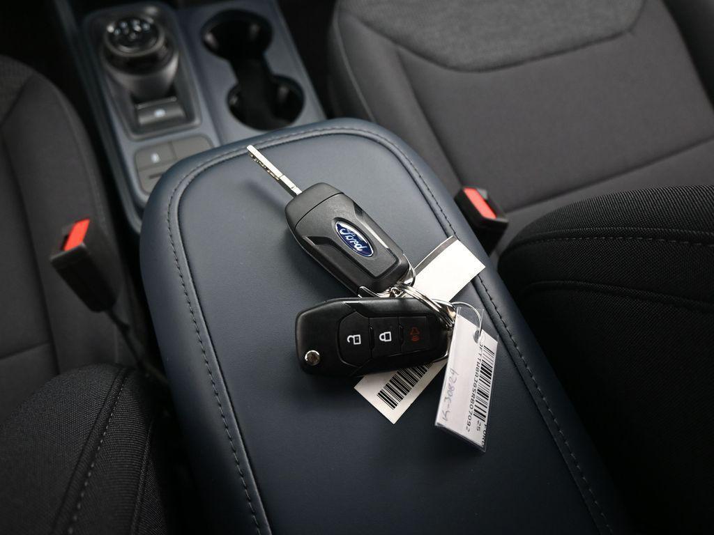 new 2025 Ford Maverick car, priced at $29,940