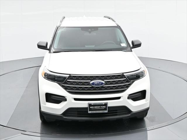 new 2024 Ford Explorer car, priced at $40,940