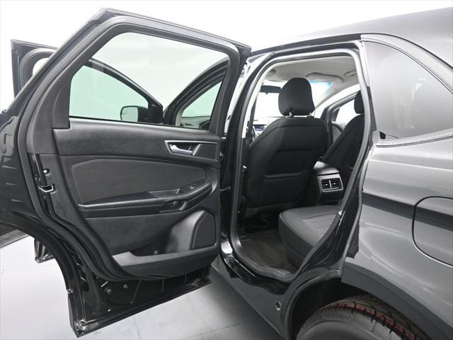 used 2015 Ford Edge car, priced at $12,000