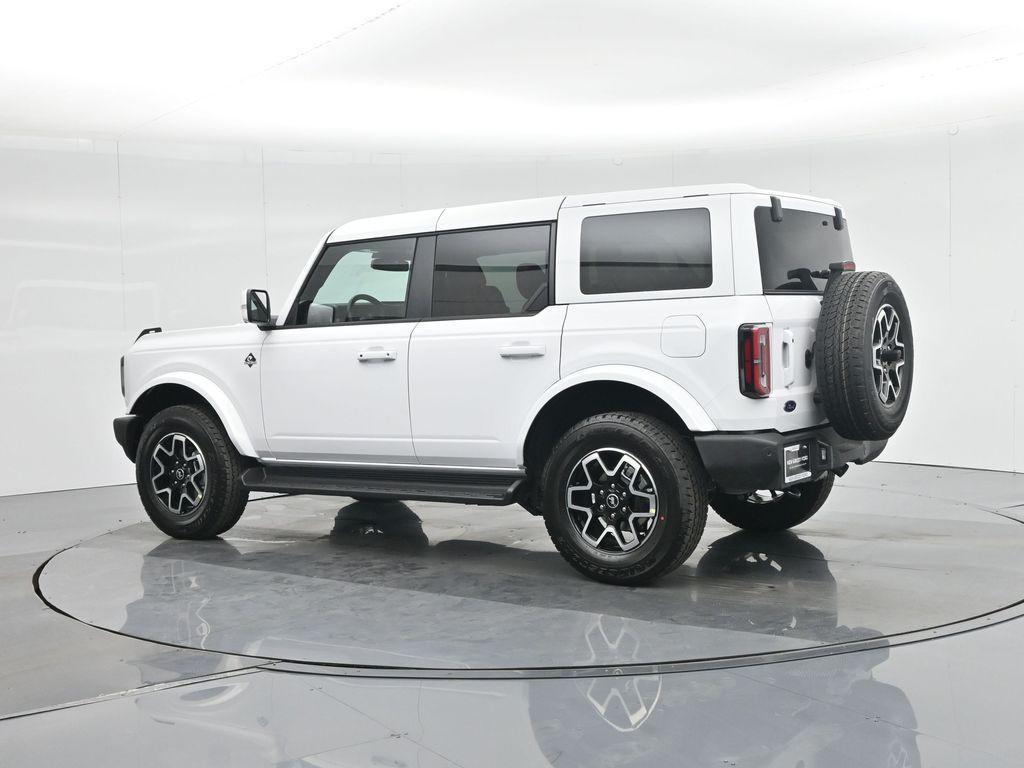 new 2025 Ford Bronco car, priced at $55,195
