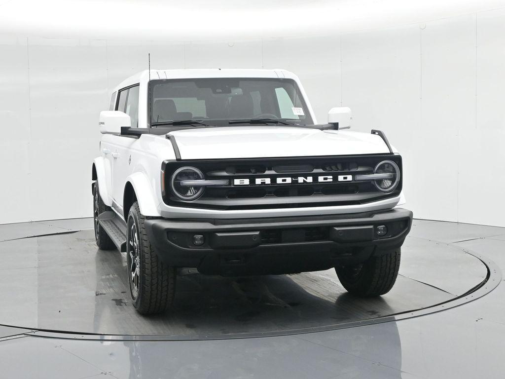 new 2025 Ford Bronco car, priced at $55,195