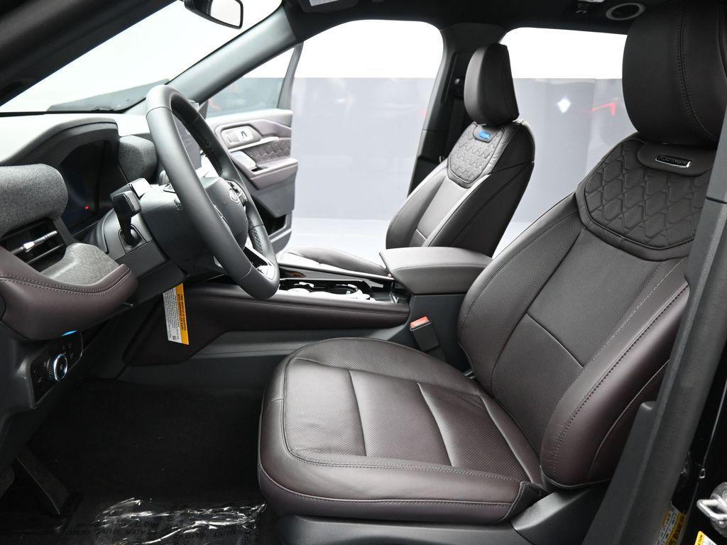 new 2025 Ford Explorer car, priced at $60,300