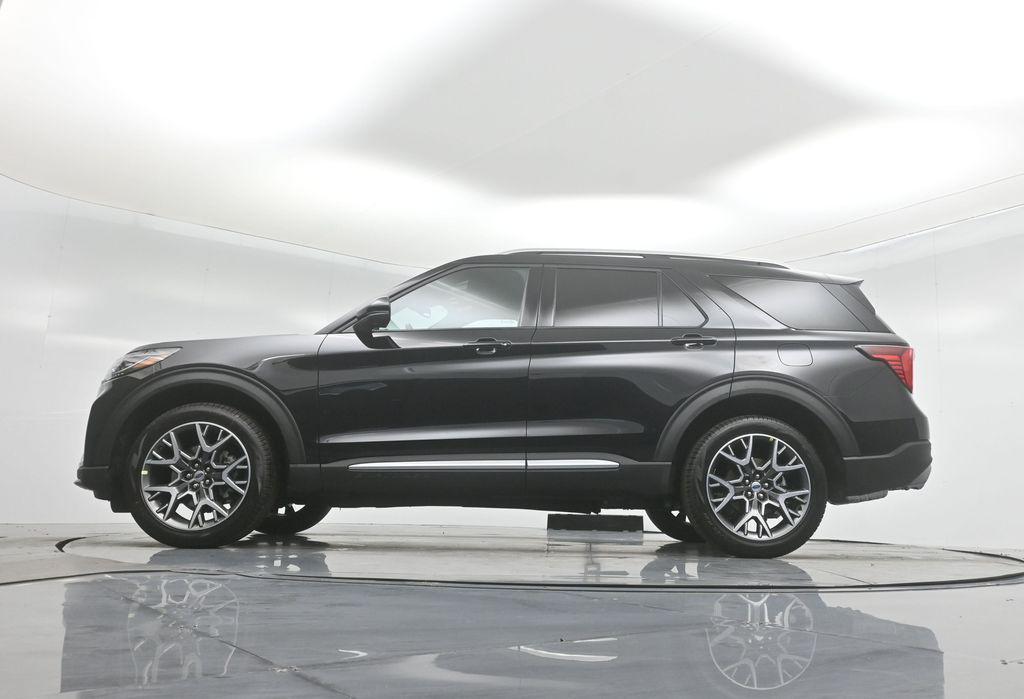 new 2025 Ford Explorer car, priced at $60,300
