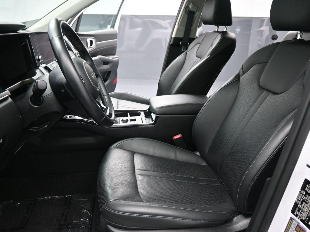 used 2023 Kia Sorento car, priced at $26,450