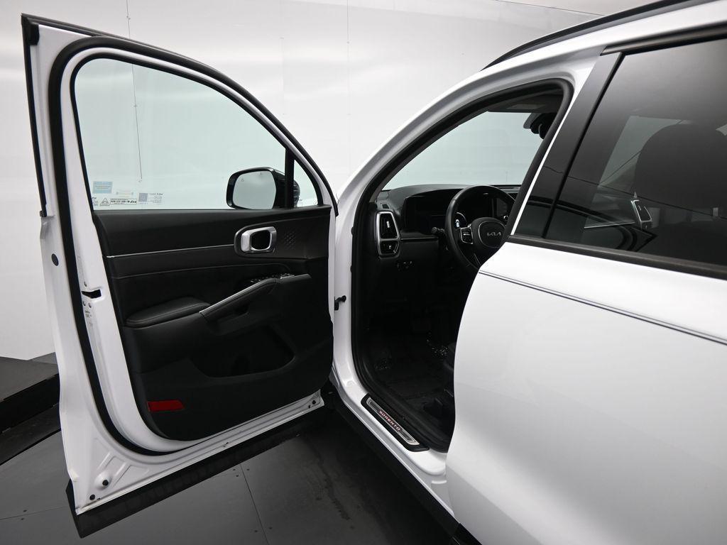 used 2023 Kia Sorento car, priced at $26,450