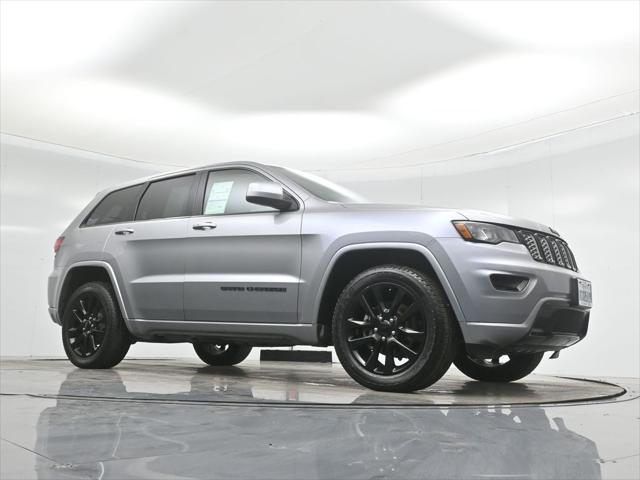 used 2017 Jeep Grand Cherokee car, priced at $19,000