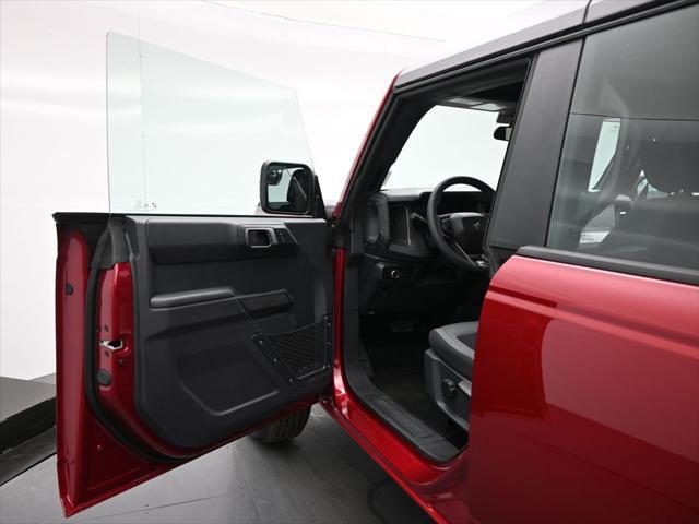 new 2025 Ford Bronco car, priced at $42,575