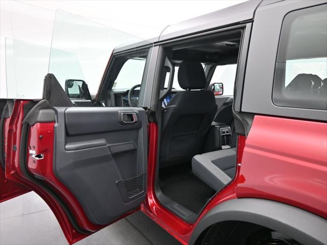 new 2025 Ford Bronco car, priced at $42,575