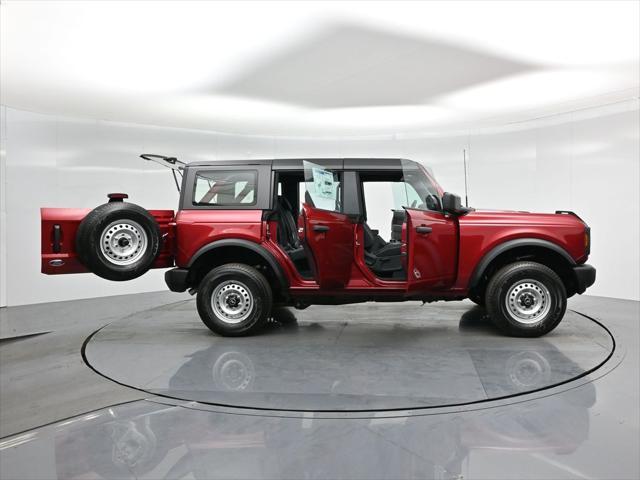 new 2025 Ford Bronco car, priced at $42,575