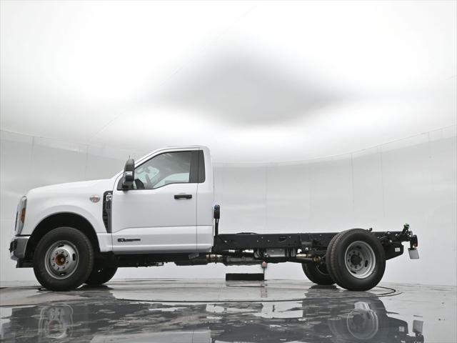 new 2024 Ford F-350 car, priced at $62,730