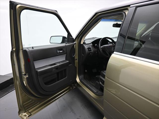 used 2013 Ford Flex car, priced at $10,500