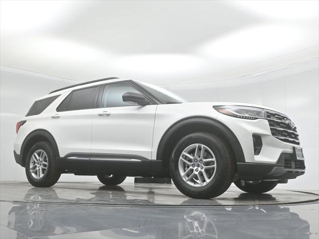 new 2025 Ford Explorer car, priced at $42,334