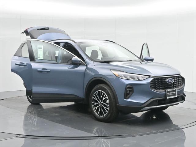 new 2025 Ford Escape car, priced at $40,030