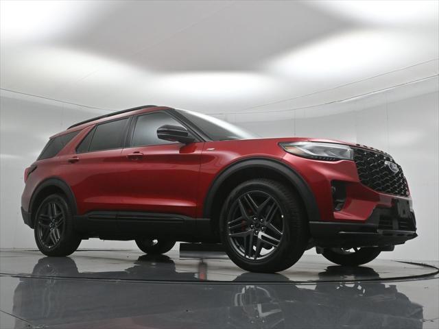 new 2025 Ford Explorer car, priced at $51,040