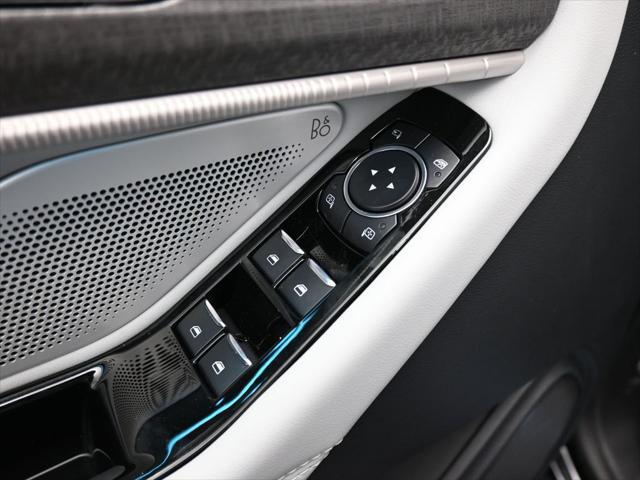 new 2025 Ford Explorer car, priced at $56,595