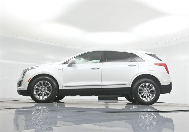 used 2017 Cadillac XT5 car, priced at $15,000