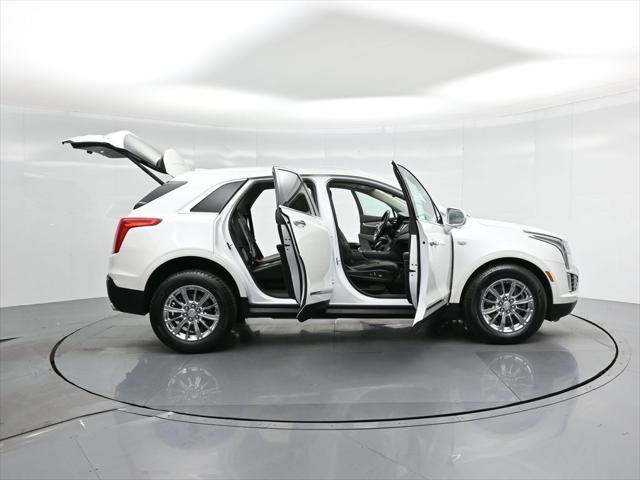used 2017 Cadillac XT5 car, priced at $15,000