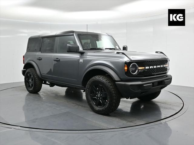 new 2025 Ford Bronco car, priced at $47,545