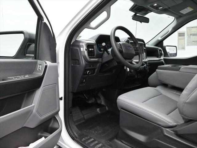 new 2025 Ford F-150 car, priced at $40,504