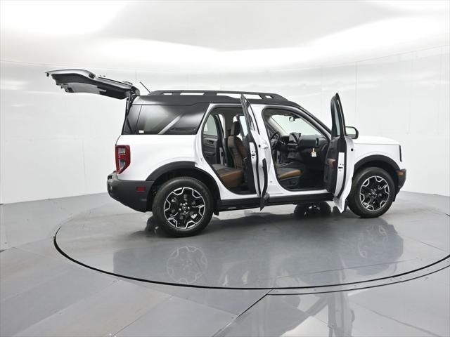 new 2025 Ford Bronco Sport car, priced at $35,902