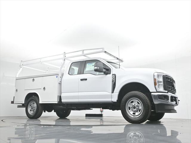new 2024 Ford F-350 car, priced at $65,423