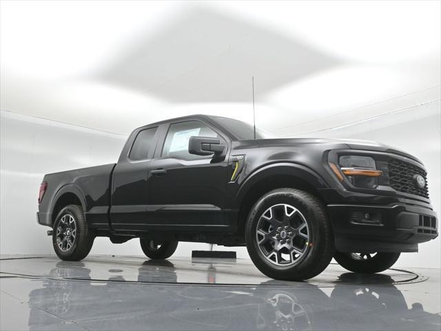 new 2025 Ford F-150 car, priced at $41,051