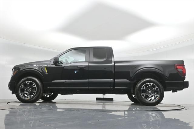 new 2025 Ford F-150 car, priced at $41,051