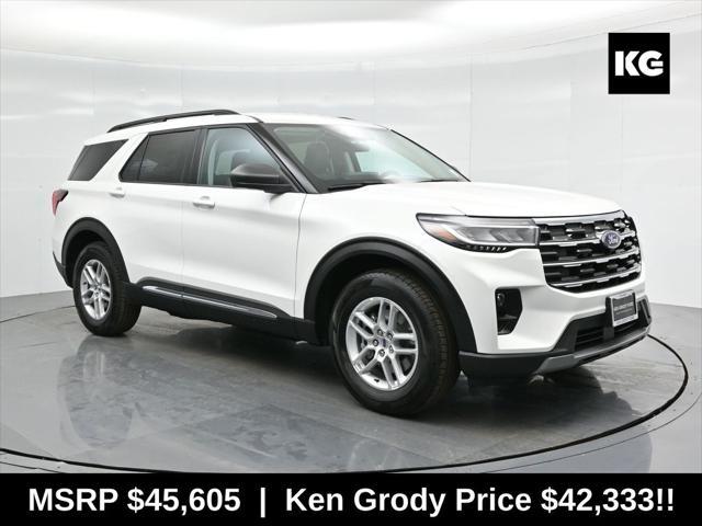 new 2025 Ford Explorer car, priced at $42,333