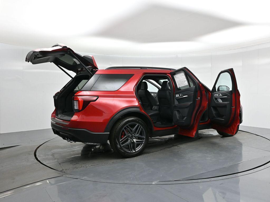 new 2025 Ford Explorer car, priced at $61,805