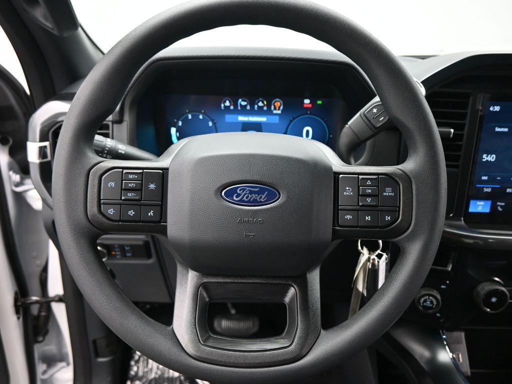 new 2025 Ford F-150 car, priced at $51,580