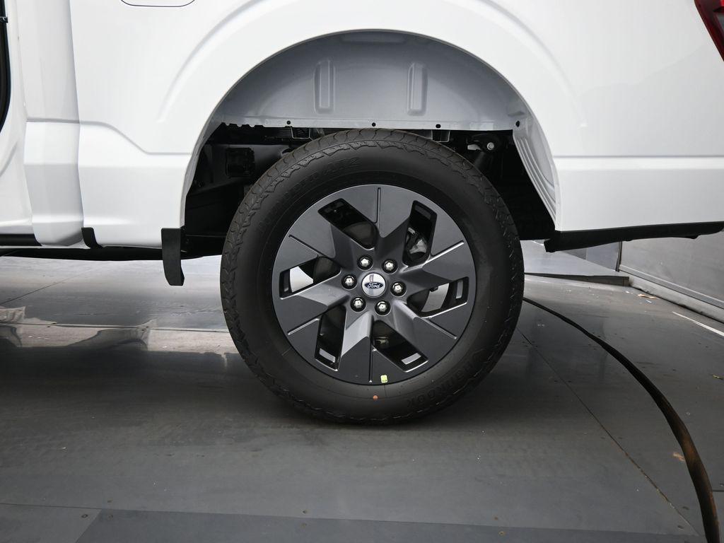 new 2025 Ford F-150 car, priced at $51,580