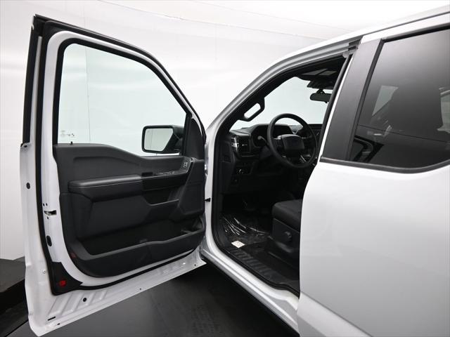 new 2025 Ford F-150 car, priced at $40,957