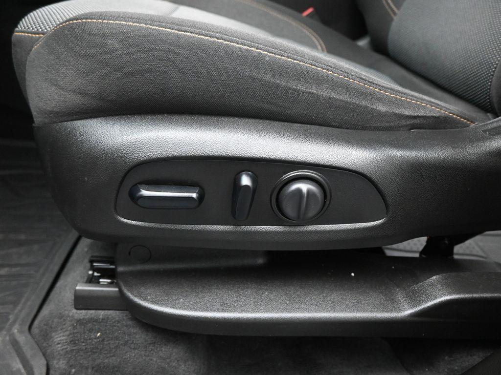 used 2021 Chevrolet Traverse car, priced at $24,762